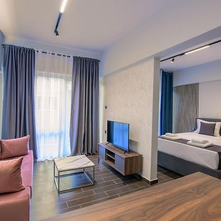 Luxury Central Apartment 4,1 Larissa Exterior photo